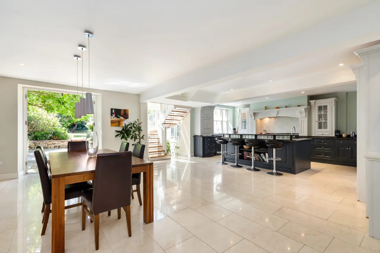 Photo of 3 St James Terrace, 6  Clonskeagh Road, Clonskeagh, Dublin 6