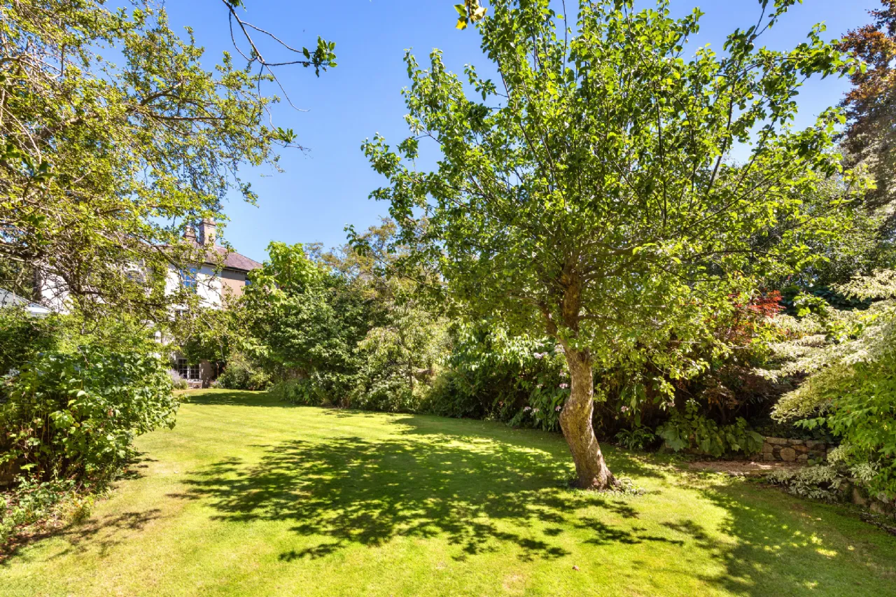 Photo of 3 St James Terrace, 6  Clonskeagh Road, Clonskeagh, Dublin 6