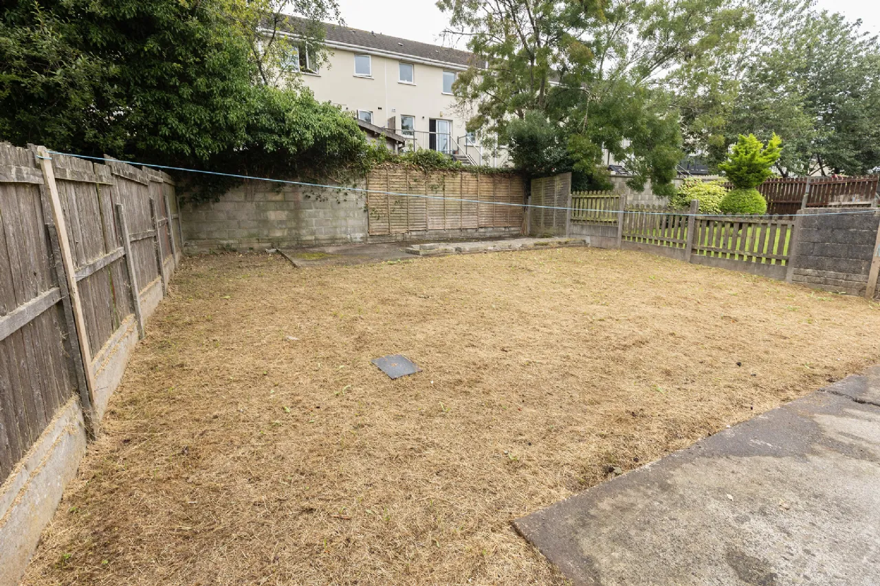 Photo of 10 Poppyfields Close, Broomfield Village, Midleton, Co Cork, P25 EK03