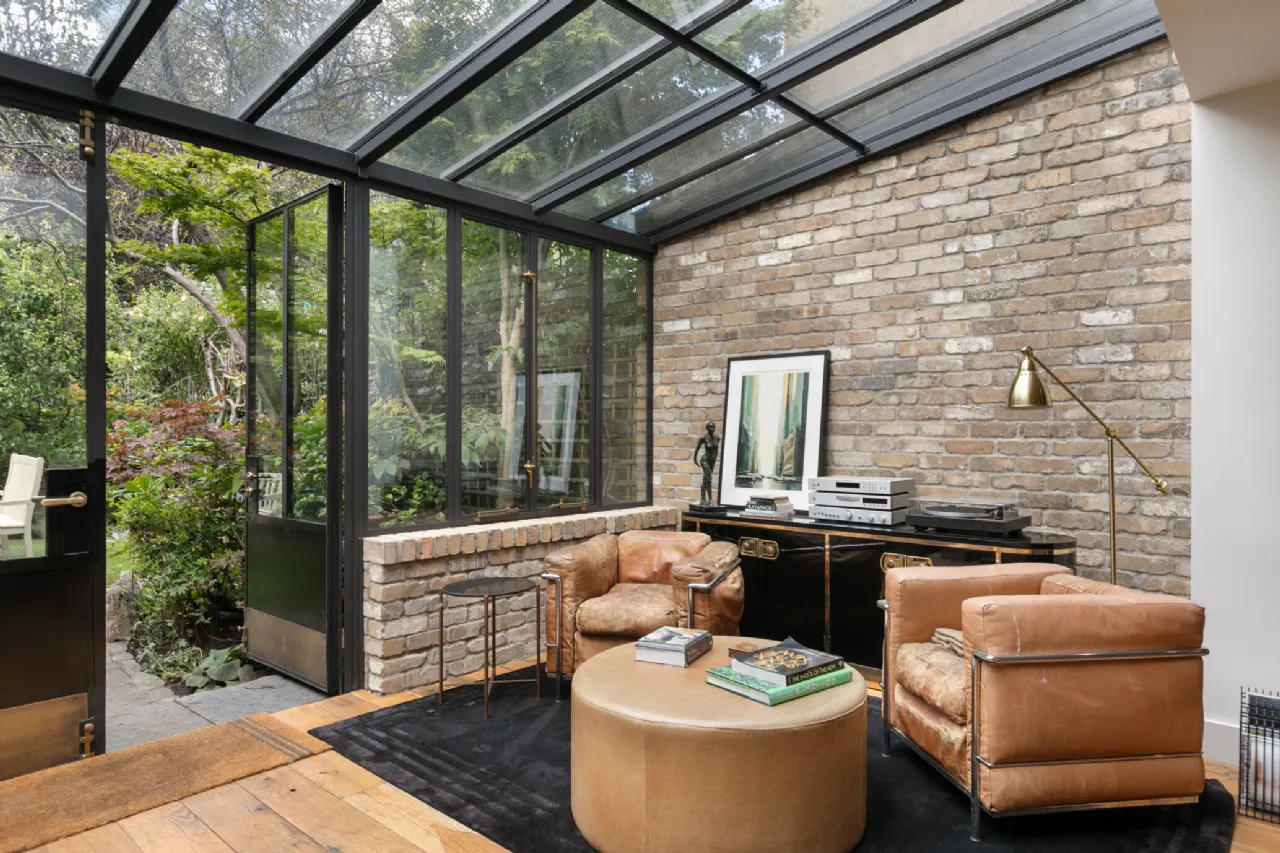 Photo of 56 Heytesbury Lane, Ballsbridge, Dublin 4, D04 W7W1