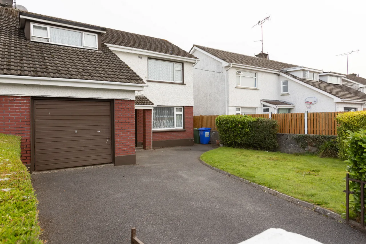 Photo of 17 Woodlands Avenue, Mullingar, Co. Westmeath, N91 Y6C1