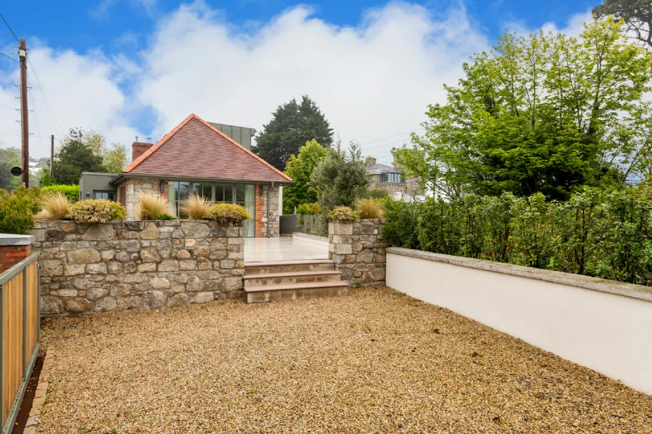 Photo of Ross Cottage, Seafield Road, Killiney, Co. Dublin, A96 H983