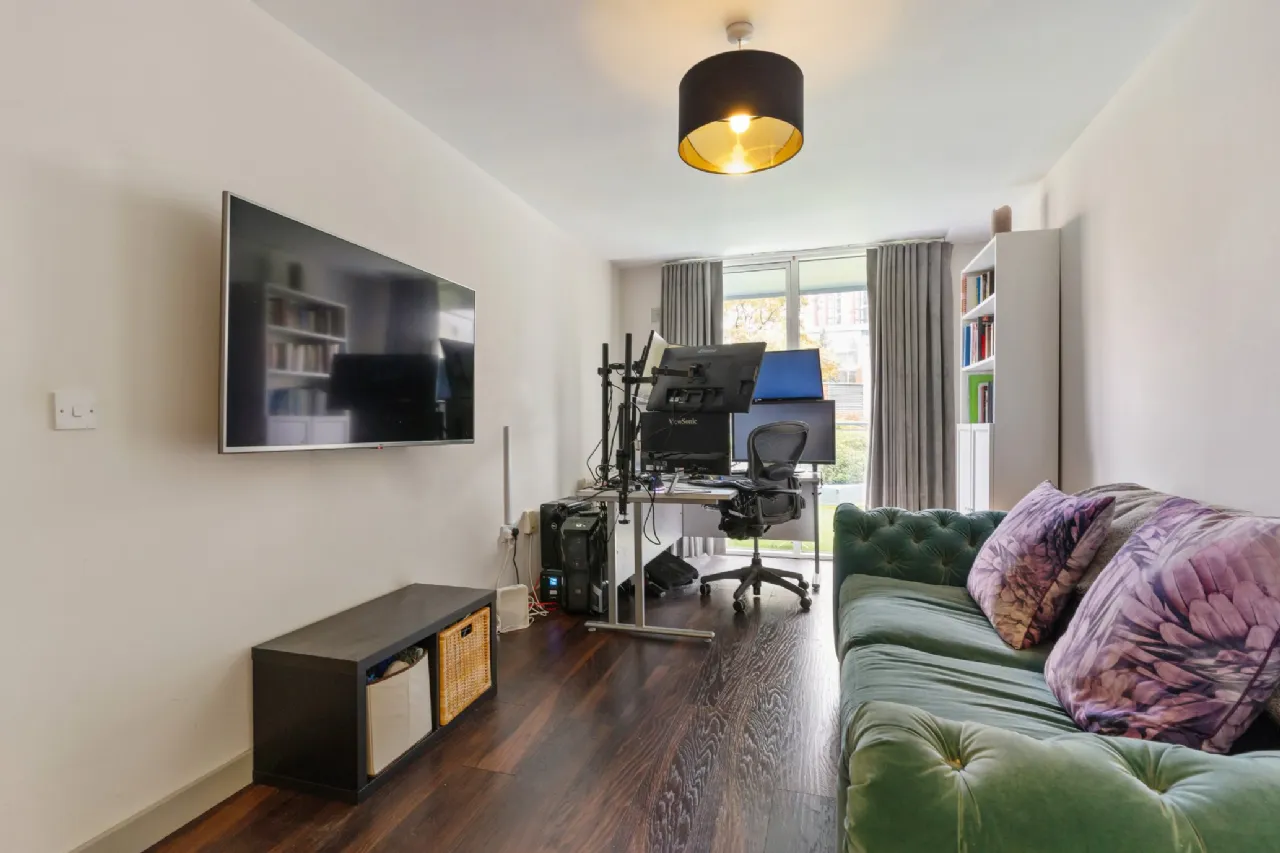 Photo of 4 The Poolbeg, The Gasworks, Dublin 4, D04 N797