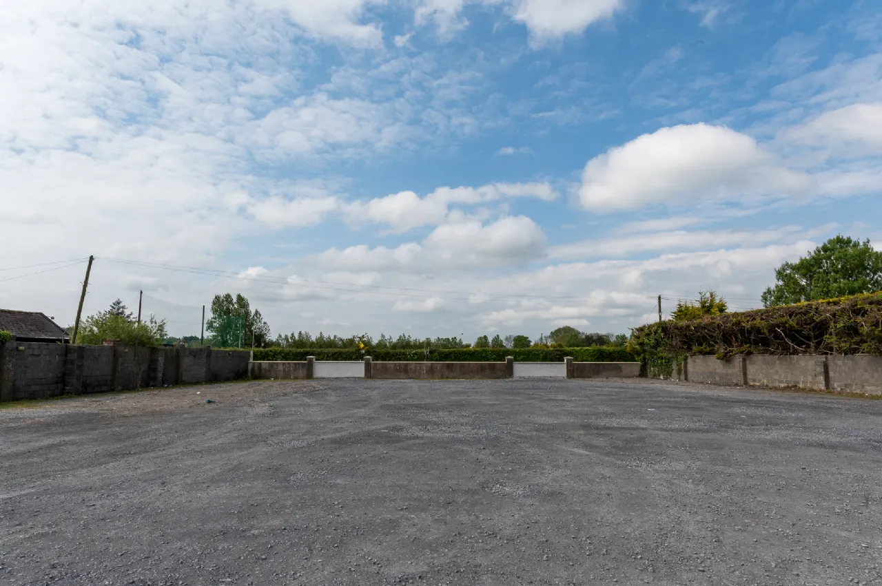 Photo of The Holy Cross Bar & Restaurant, Holycross, Butlerstown, Waterford City, X91HX93