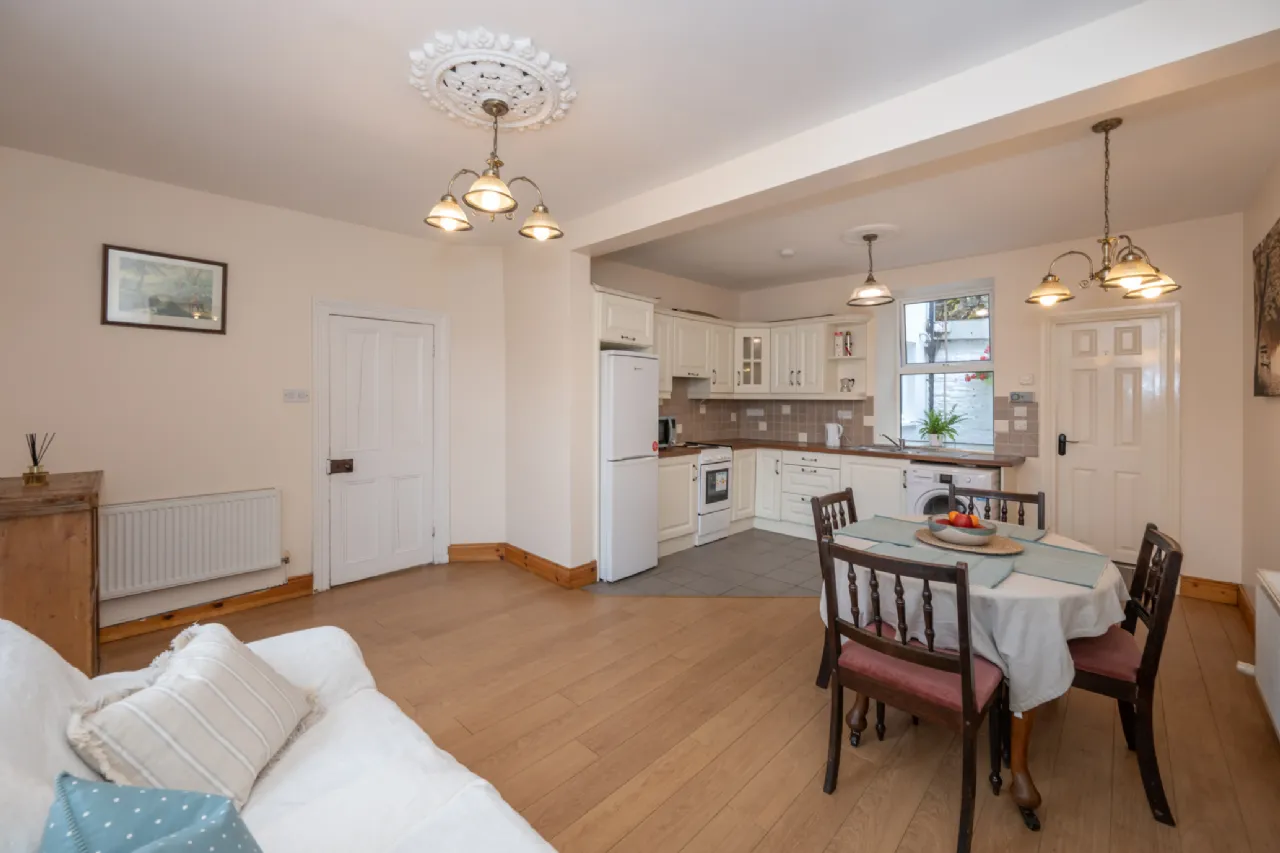 Photo of 1 Strawberry Cottages, Lee Road, Sundays Well, Cork, T23K12Y