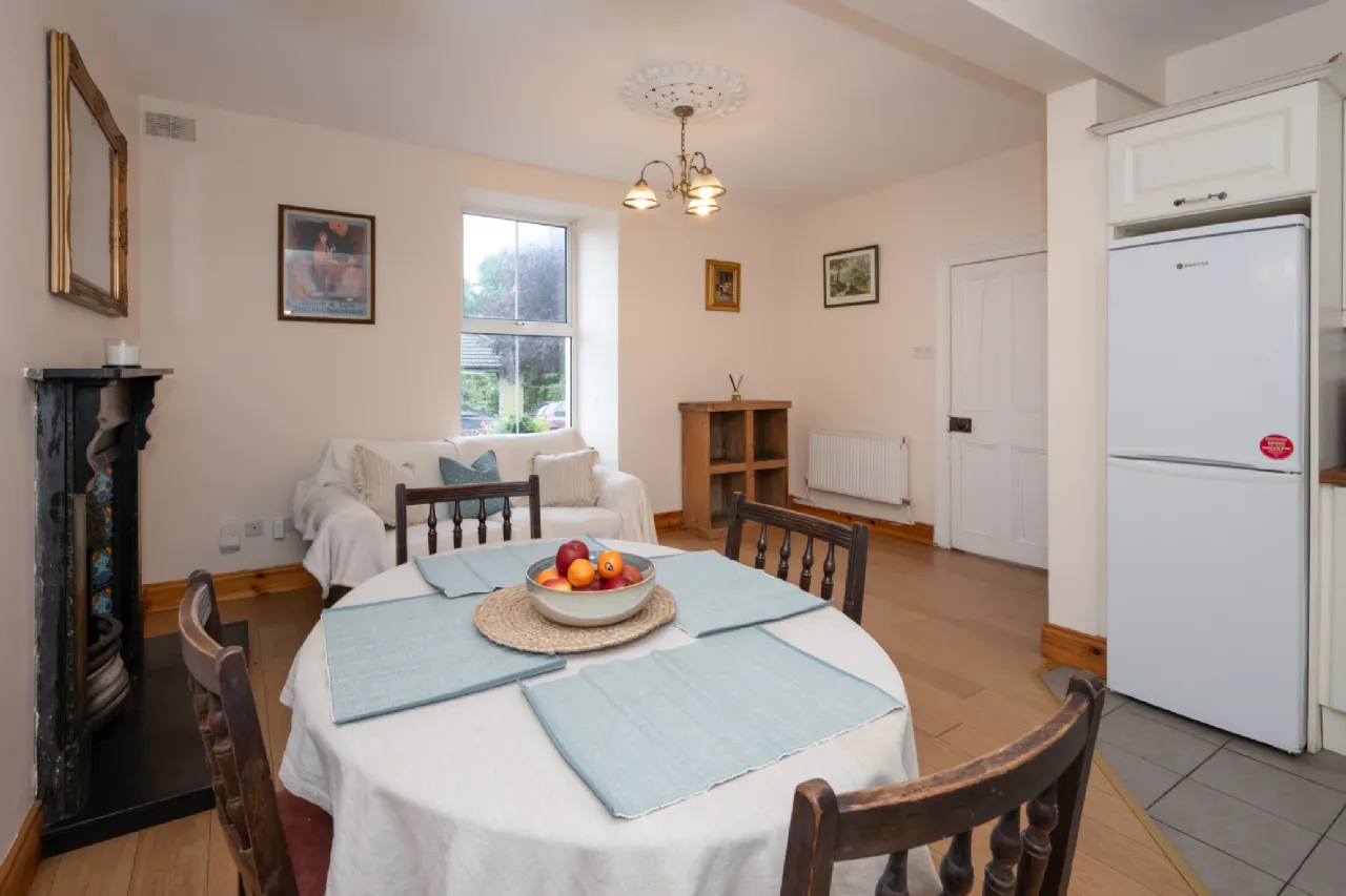 Photo of 1 Strawberry Cottages, Lee Road, Sundays Well, Cork, T23K12Y