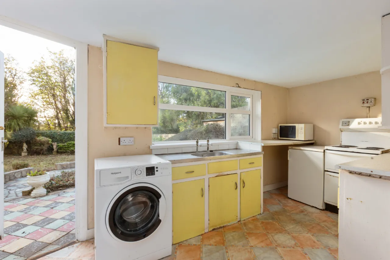 Photo of 18 Brookvale Road, Rathfarnham, Dublin 14, D14 CD56