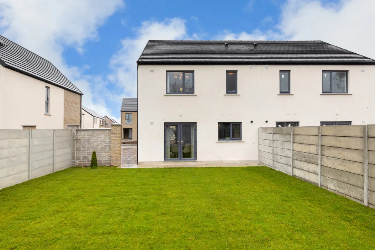 Photo of 3 Bed Semi-Detached, Darach Mór, Arden Road, Tullamore, Co. Offaly