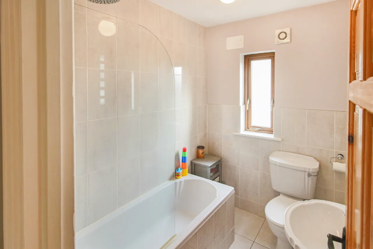 Photo of 15 Ros na hInse, Attirory, Carrick-On-Shannon, Co. Leitrim, N41 AY61