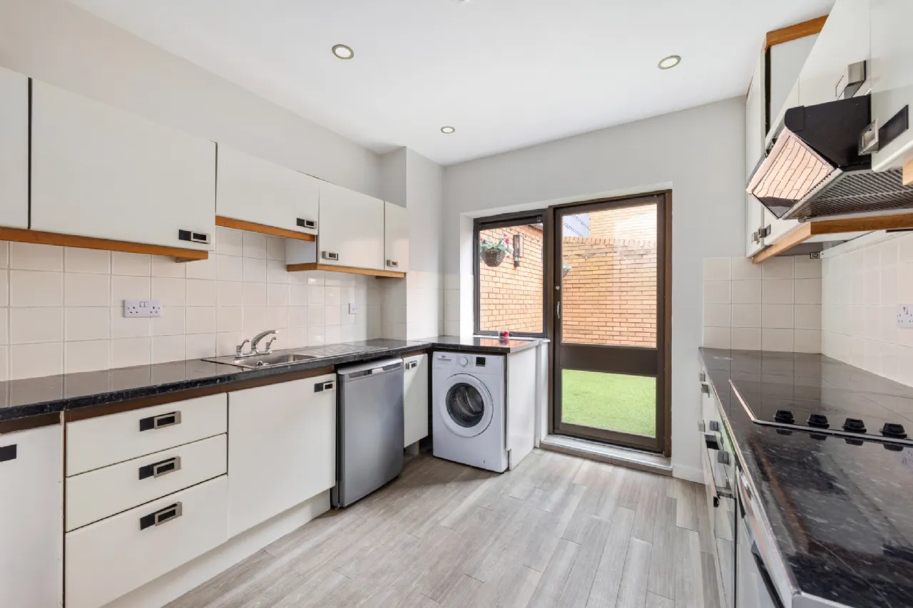 Photo of Apt, 6 Merchamp, Seafield Road East, Clontarf, Dublin 3, D03 VF50