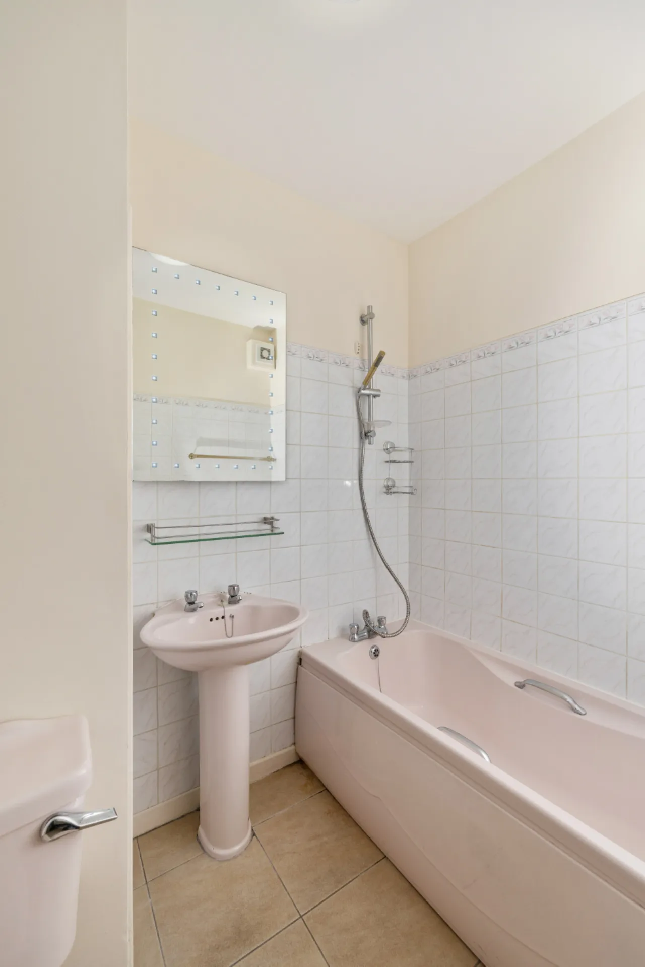 Photo of Apt, 6 Merchamp, Seafield Road East, Clontarf, Dublin 3, D03 VF50