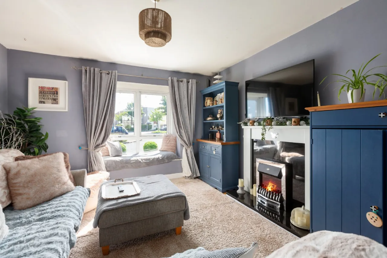 Photo of 17 Hunters Court, Hunterswood, Ballycullen, Dublin 24, D24 X8H1