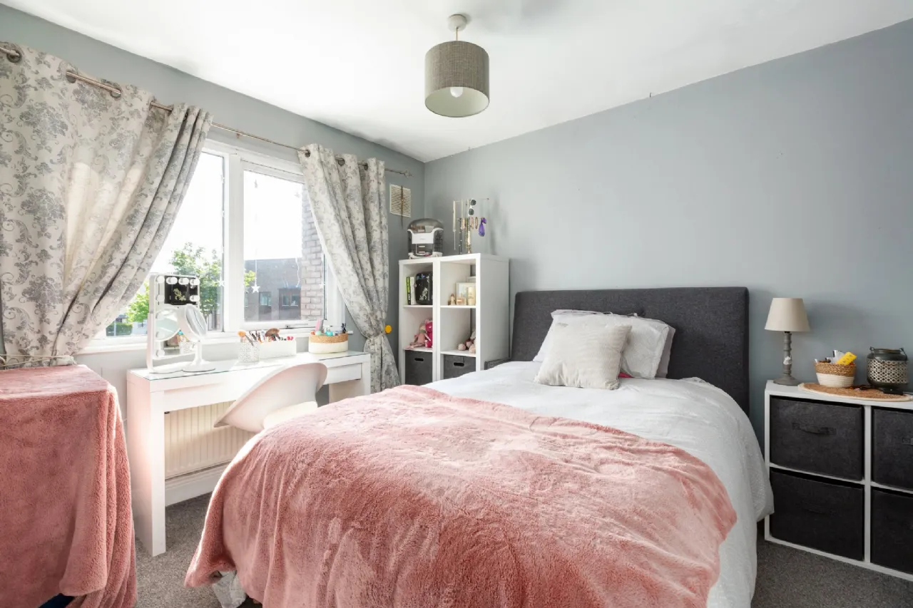 Photo of 17 Hunters Court, Hunterswood, Ballycullen, Dublin 24, D24 X8H1