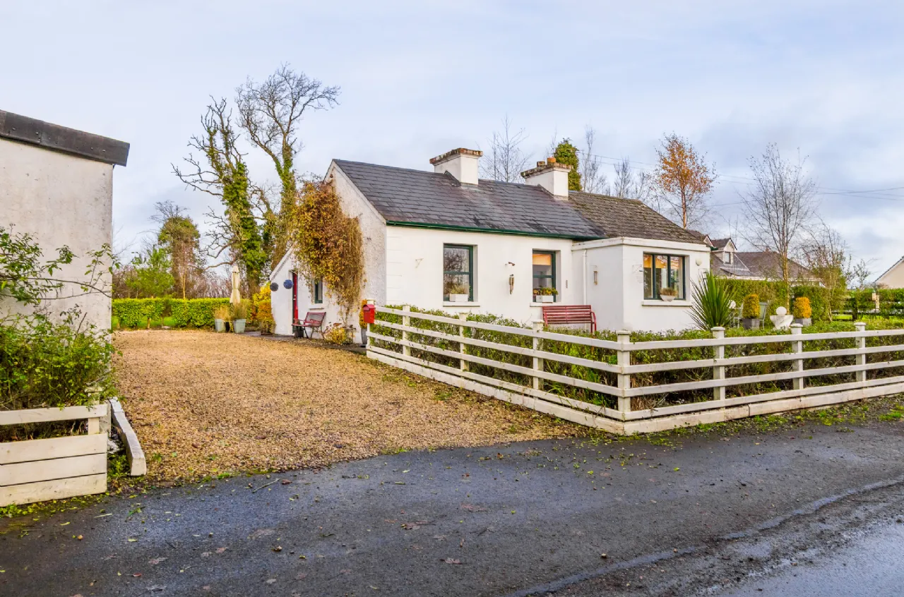 Photo of White Cottage, Doon, Strokestown, Co. Roscommon, F42 DF10
