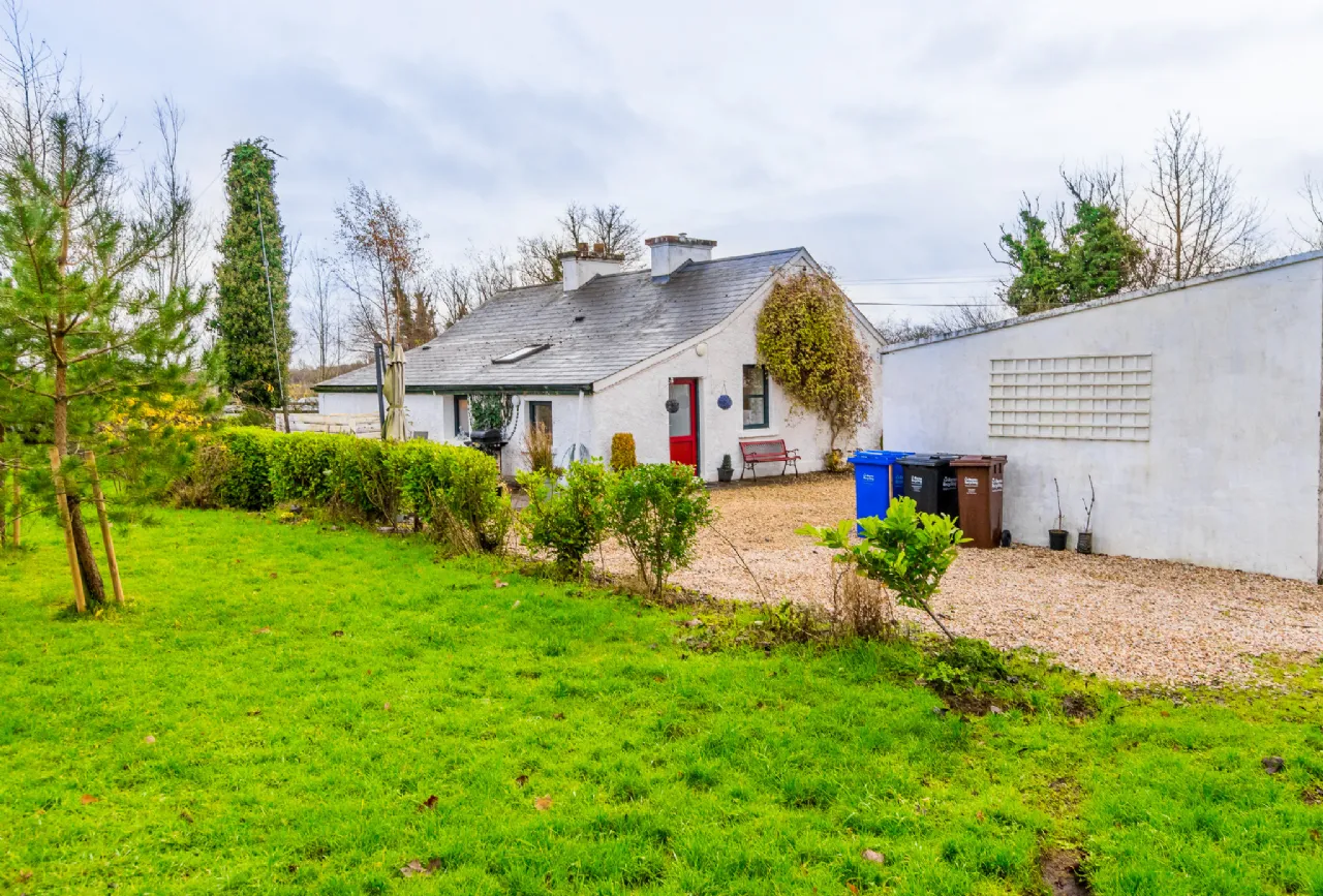 Photo of White Cottage, Doon, Strokestown, Co. Roscommon, F42 DF10