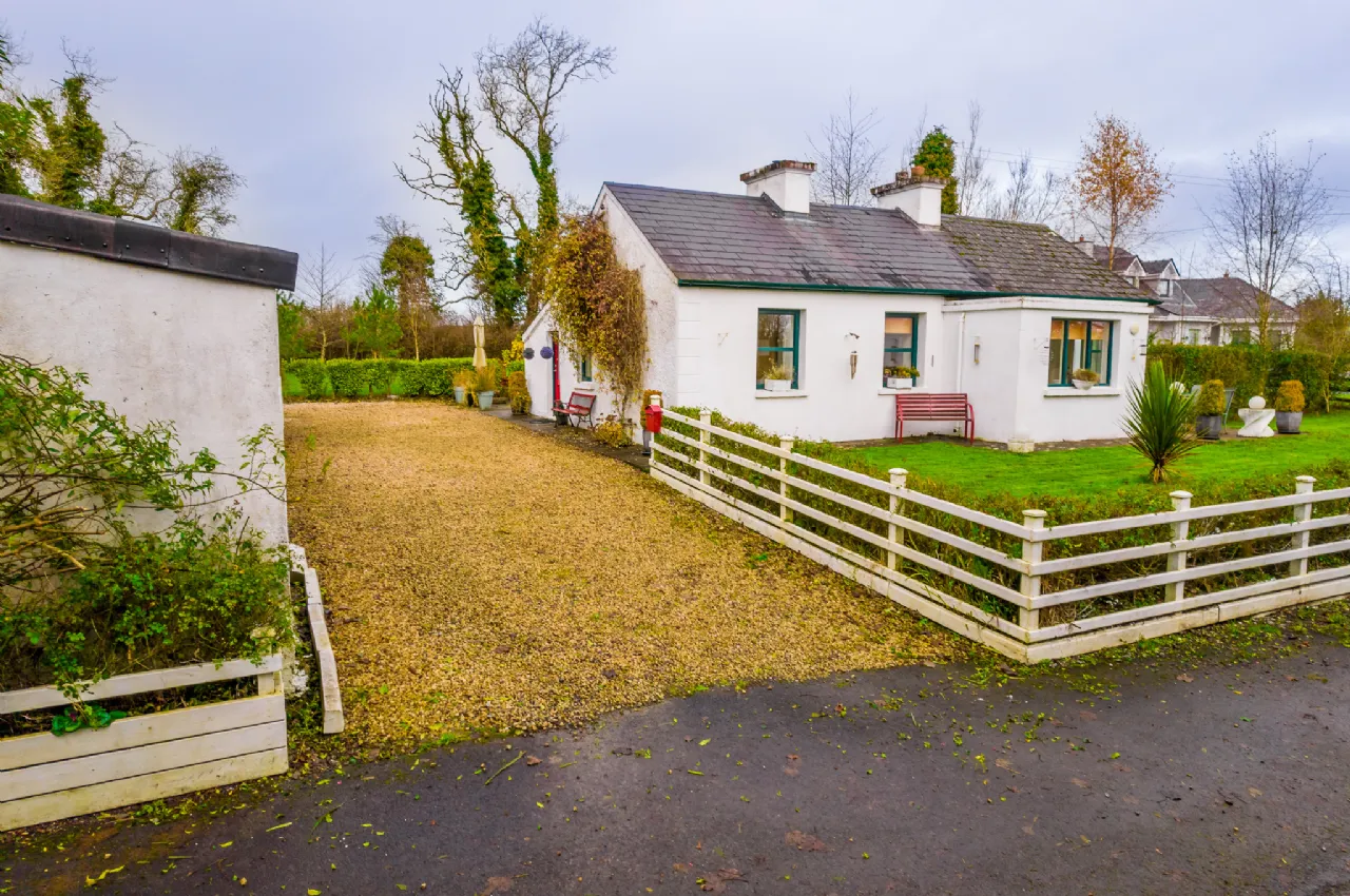 Photo of White Cottage, Doon, Strokestown, Co. Roscommon, F42 DF10