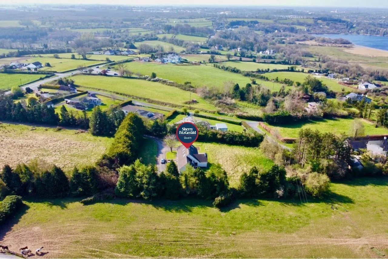 Photo of High Road, Ballykeeran, Athlone, Co. Westmeath, N37 V5W8