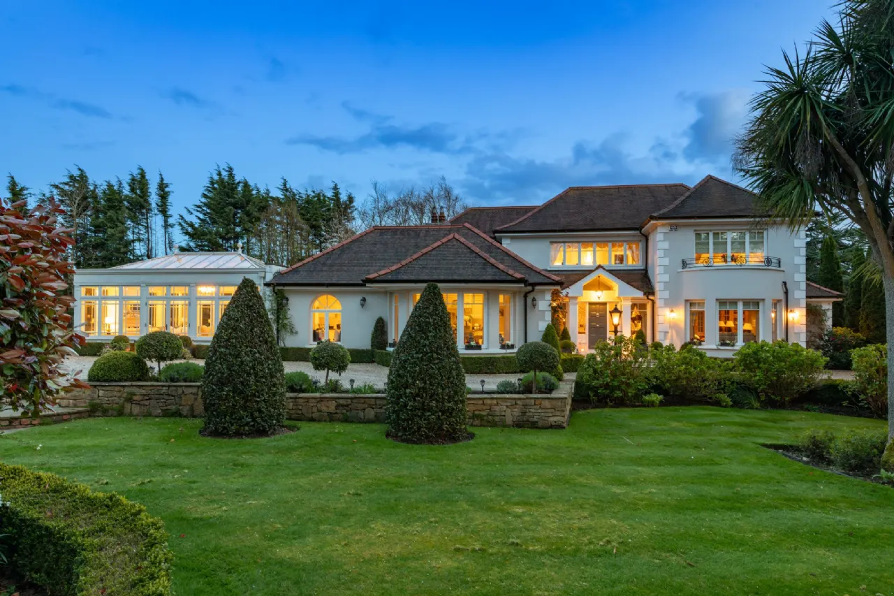 Photo of Torry, Brighton Road, Foxrock, Dublin 18, D18 Y9K6