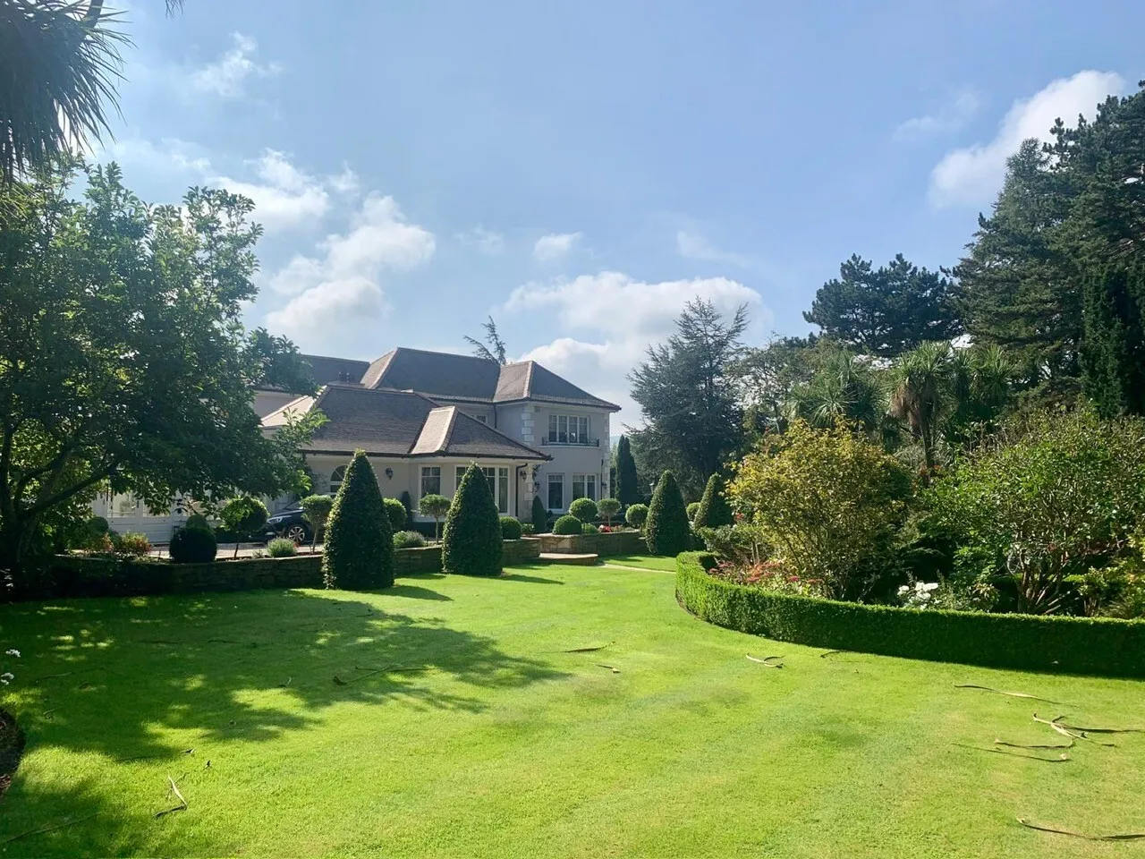 Photo of Torry, Brighton Road, Foxrock, Dublin 18, D18 Y9K6