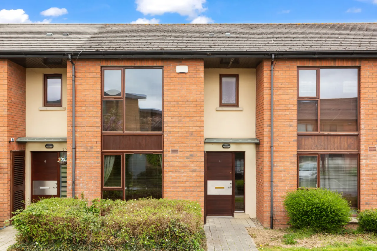 Photo of 4 Castlegate Lawn, Adamstown Castle, Co. Dublin, K78 E191