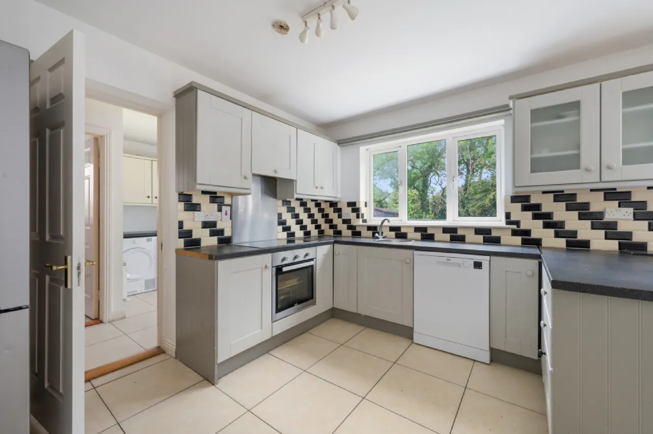 Photo of 52 Cluain Alainn, Hurlers Cross, Shannon, Co. Clare, V14 Y243