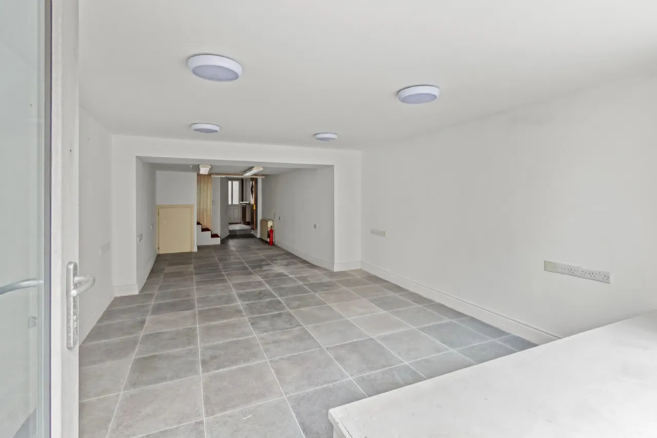 Photo of 2 Main Street, Skibbereen, Co Cork, P81 TW74