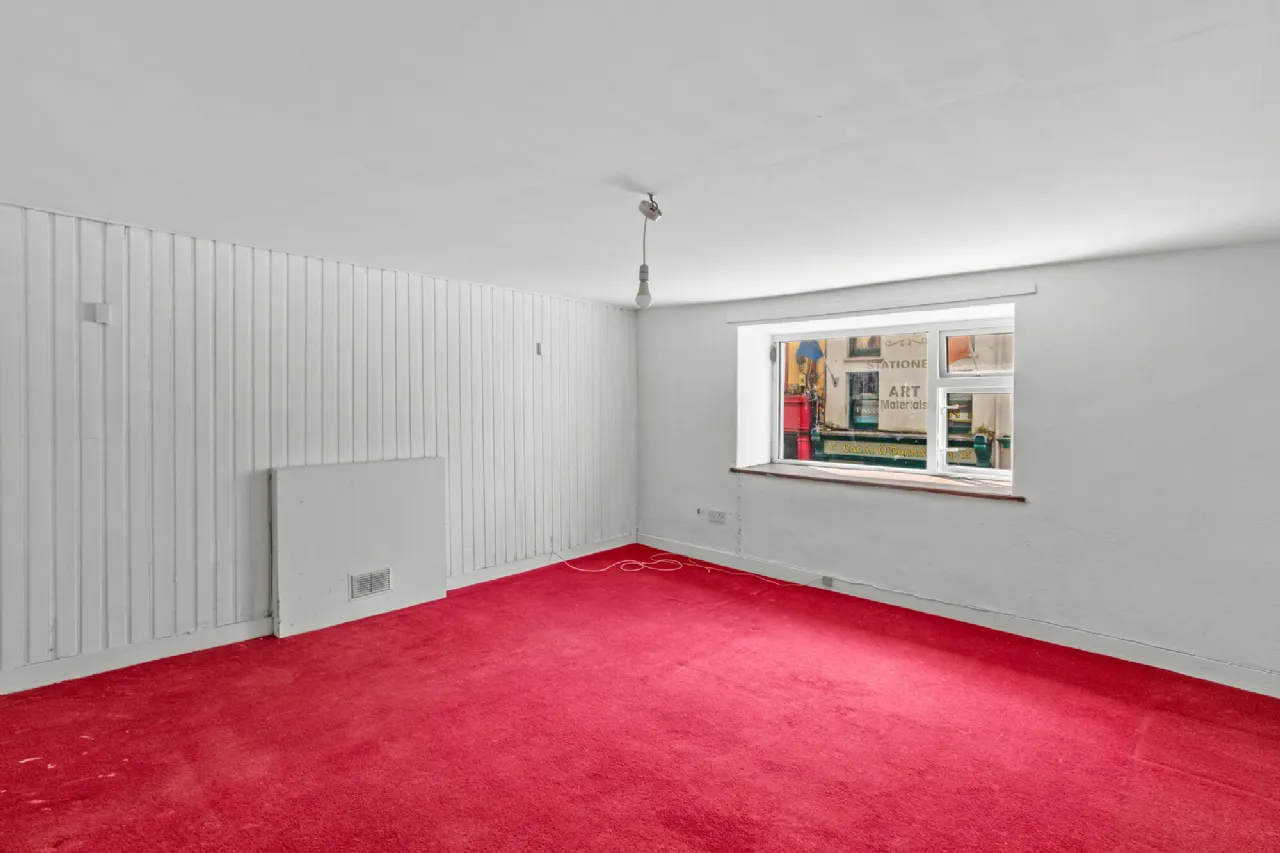 Photo of 2 Main Street, Skibbereen, Co Cork, P81 TW74