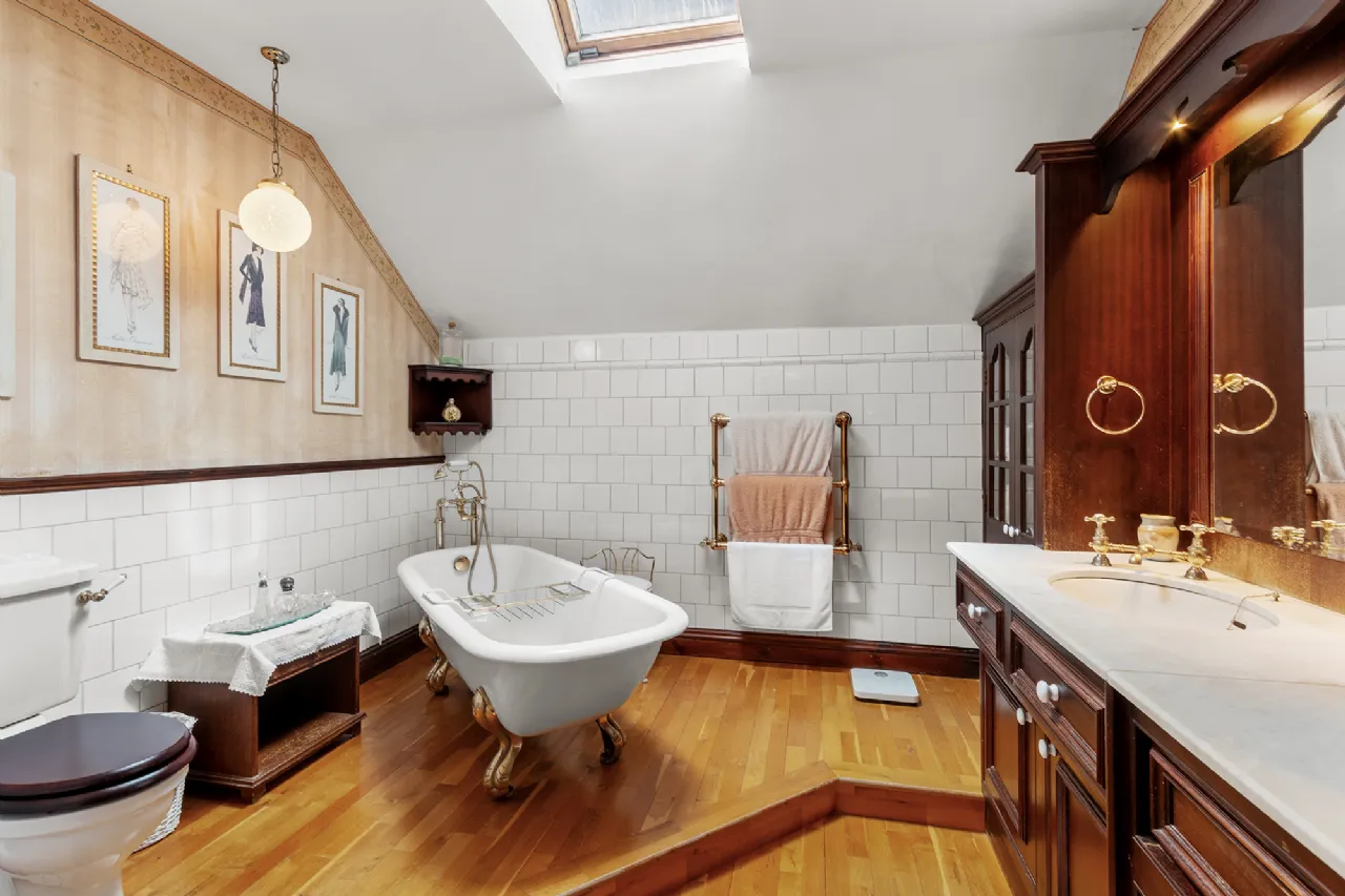 Photo of 'Two Trees' & 'The Barn', Dromkeal, Ballylickey, Co. Cork, P75 YD91