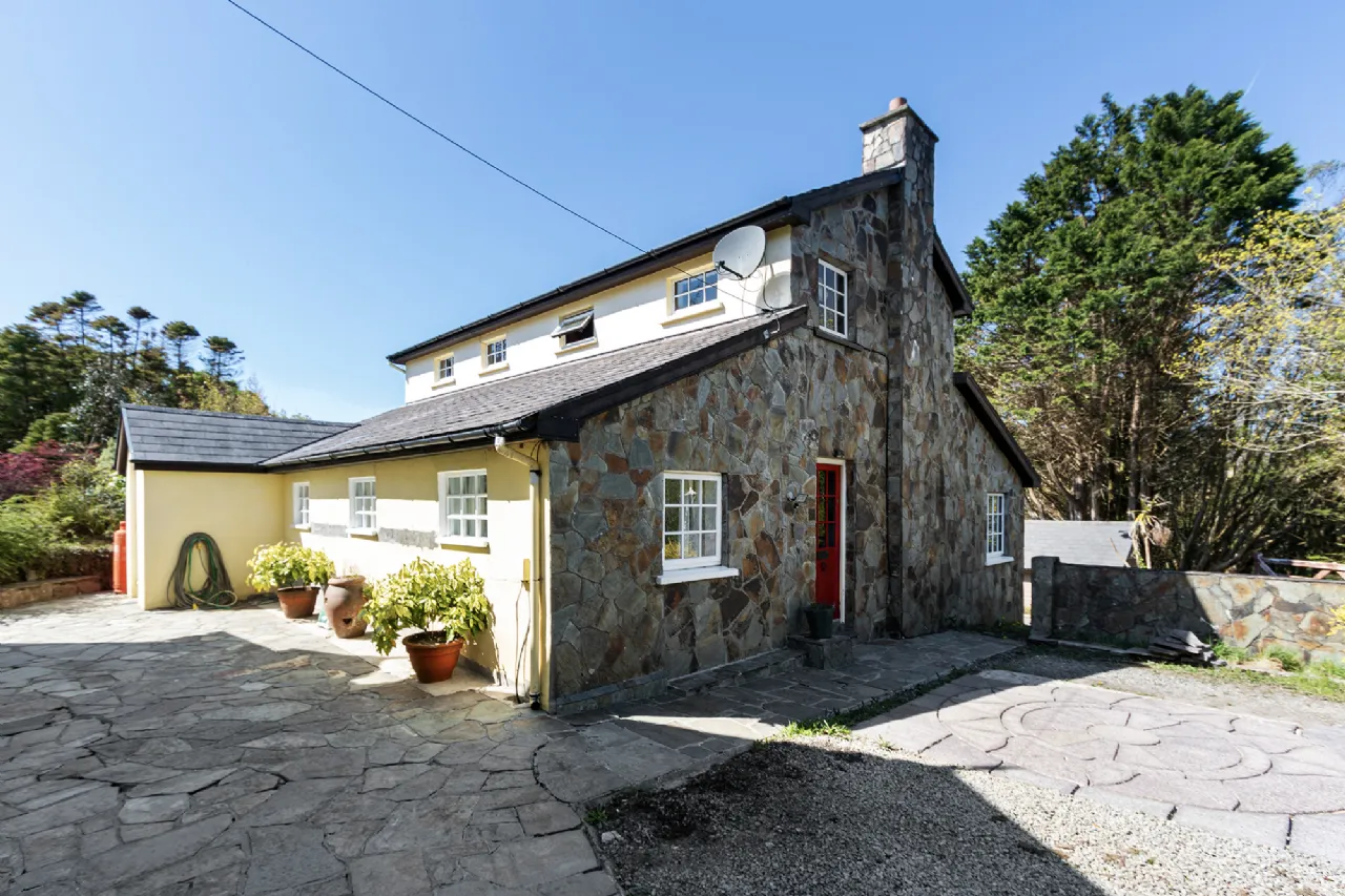 Photo of 'Two Trees' & 'The Barn', Dromkeal, Ballylickey, Co. Cork, P75 YD91