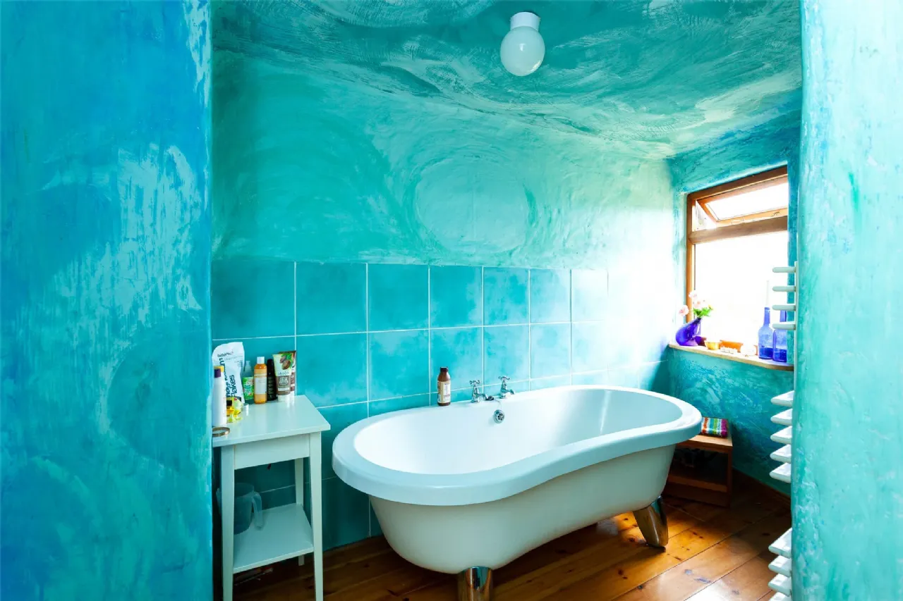 Photo of Honeycomb and Honeypot Annex, Derryduff More, Coomhola, Bantry, Co. Cork, P75WD52