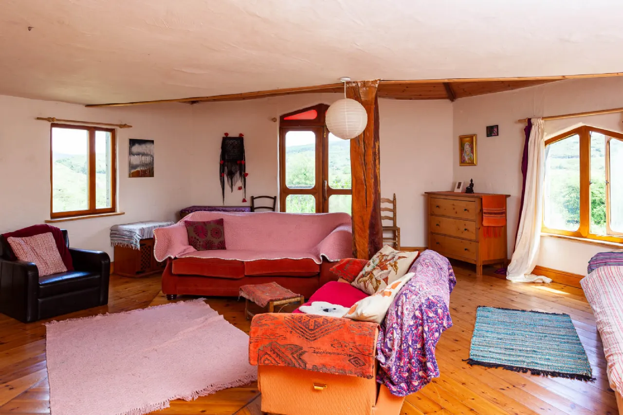 Photo of Honeycomb and Honeypot Annex, Derryduff More, Coomhola, Bantry, Co. Cork, P75WD52