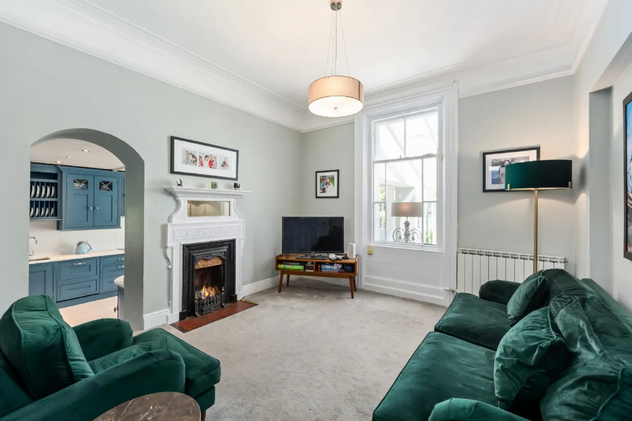 Photo of 2 Homelee, Ballsbridge, Dublin 4, D04 Y6F6