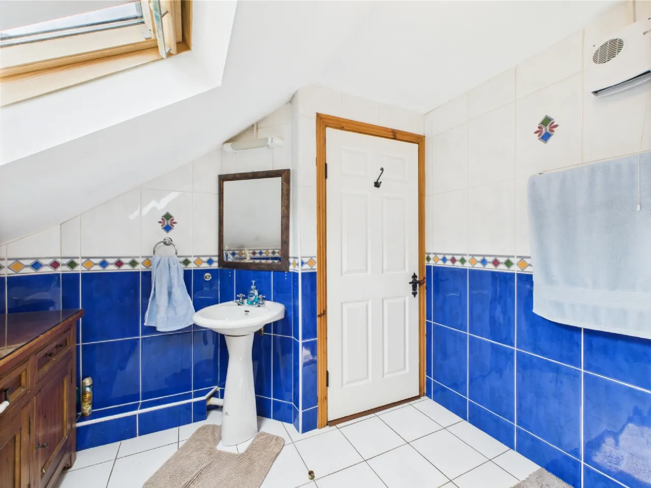 Photo of Shop, Storage Shed & 1st Floor Apt., Kilmaley, Ennis, Co Clare, V95 R2HW