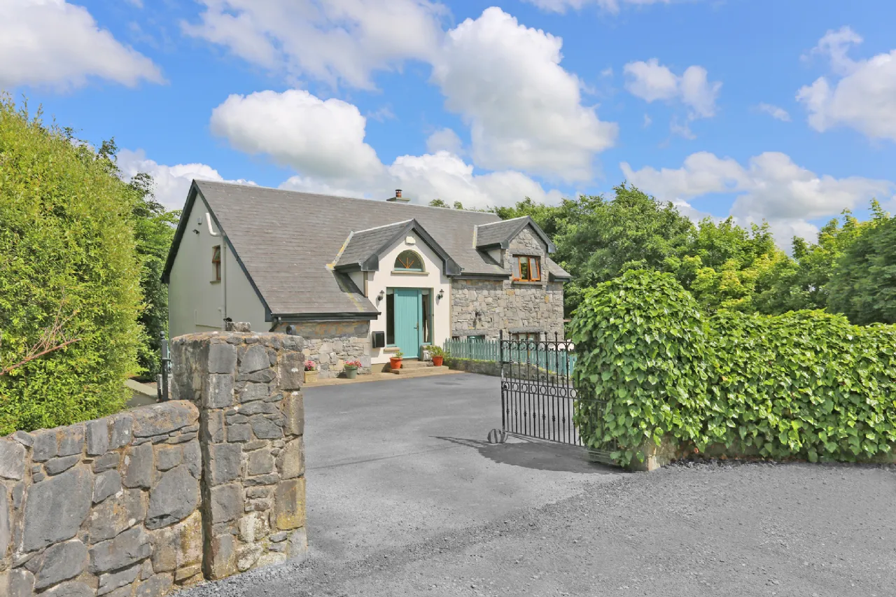 Photo of Ard Cloch, Reaskaun, Larchill, Ennis, Co Clare, V95 EDE2