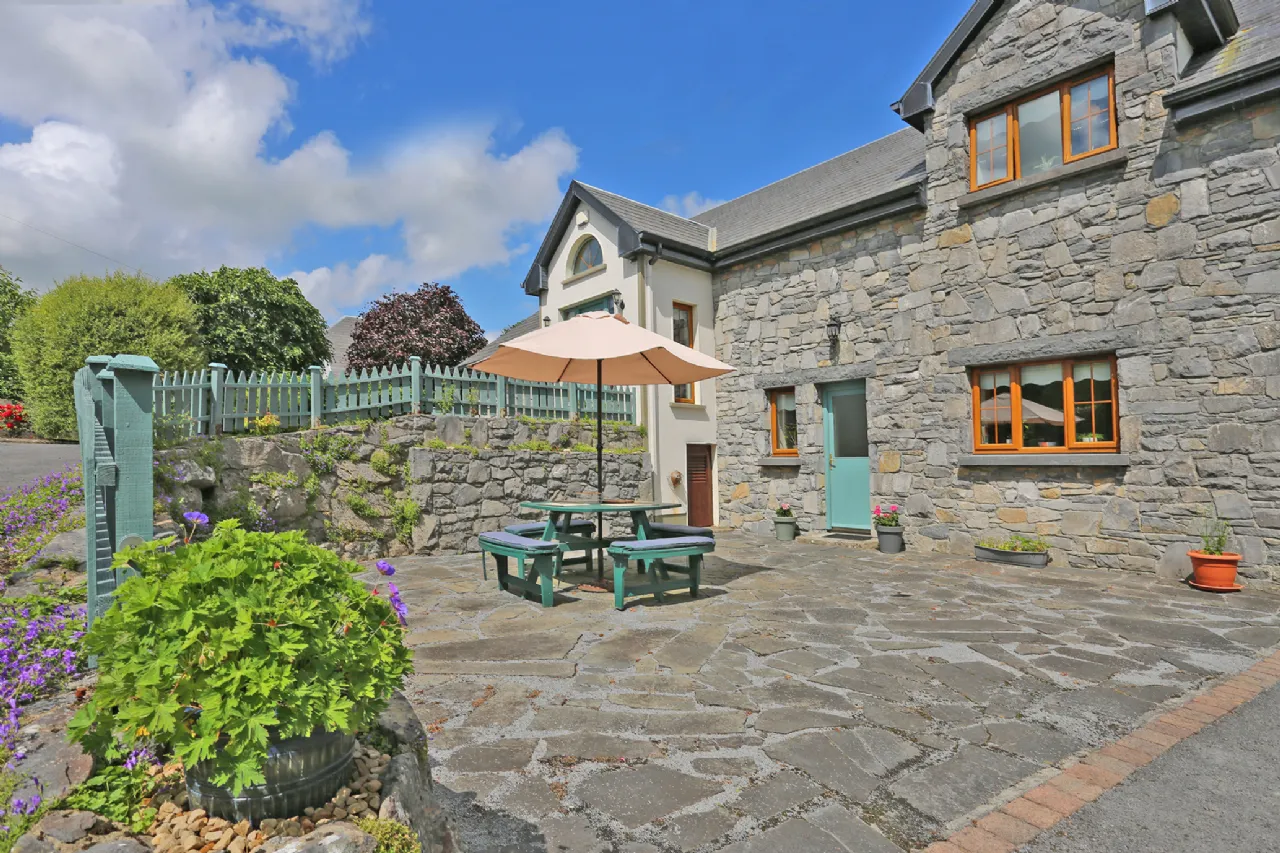 Photo of Ard Cloch, Reaskaun, Larchill, Ennis, Co Clare, V95 EDE2