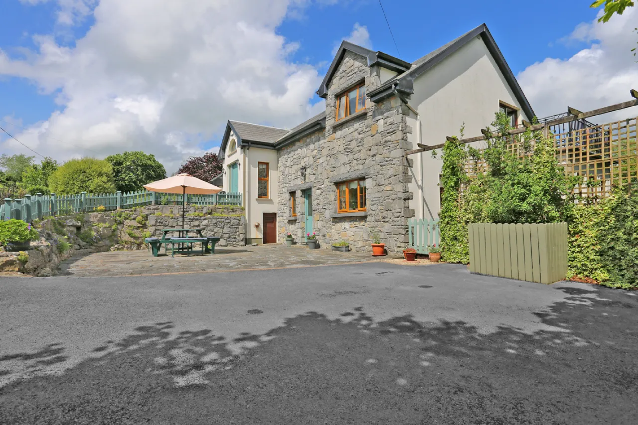 Photo of Ard Cloch, Reaskaun, Larchill, Ennis, Co Clare, V95 EDE2