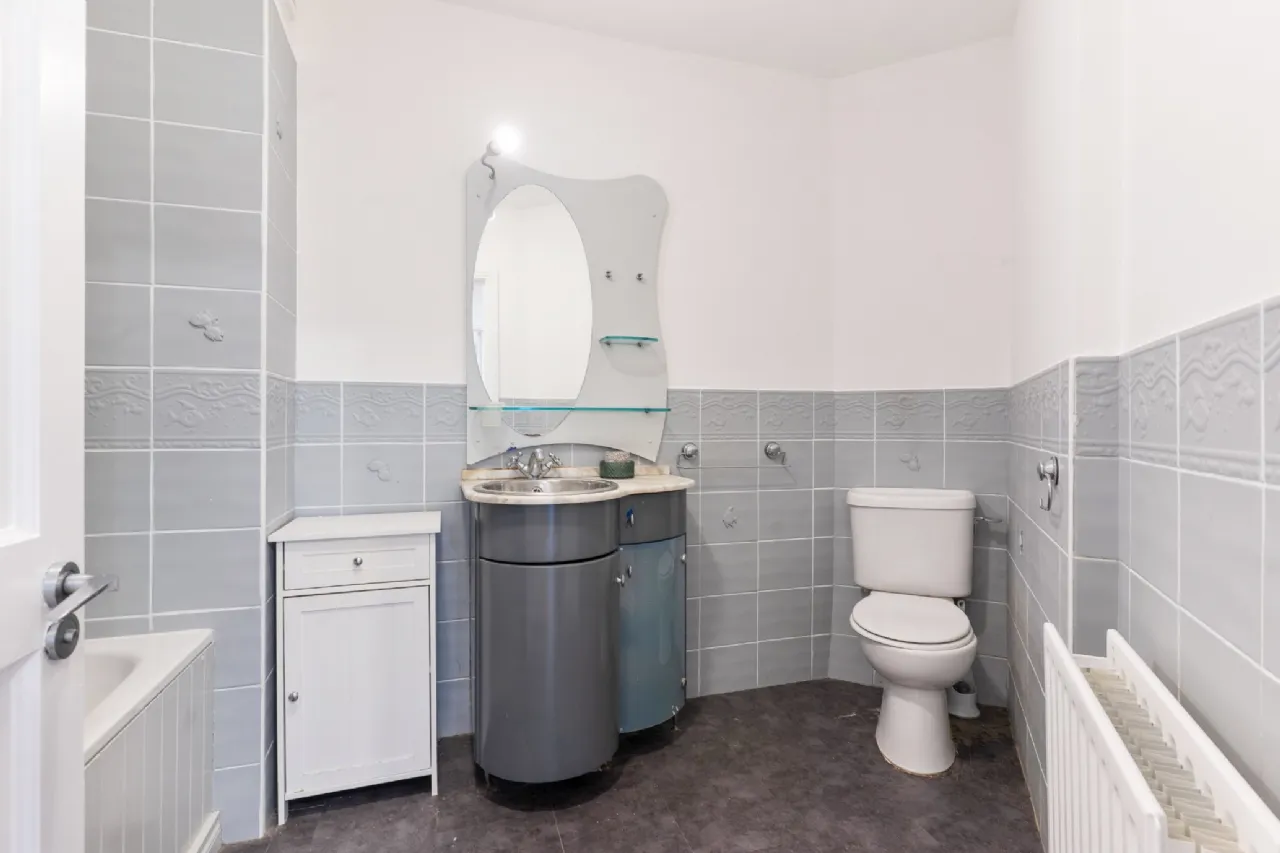 Photo of 2 Gilford Pines, Sandymount, Dublin 4, D04 A365