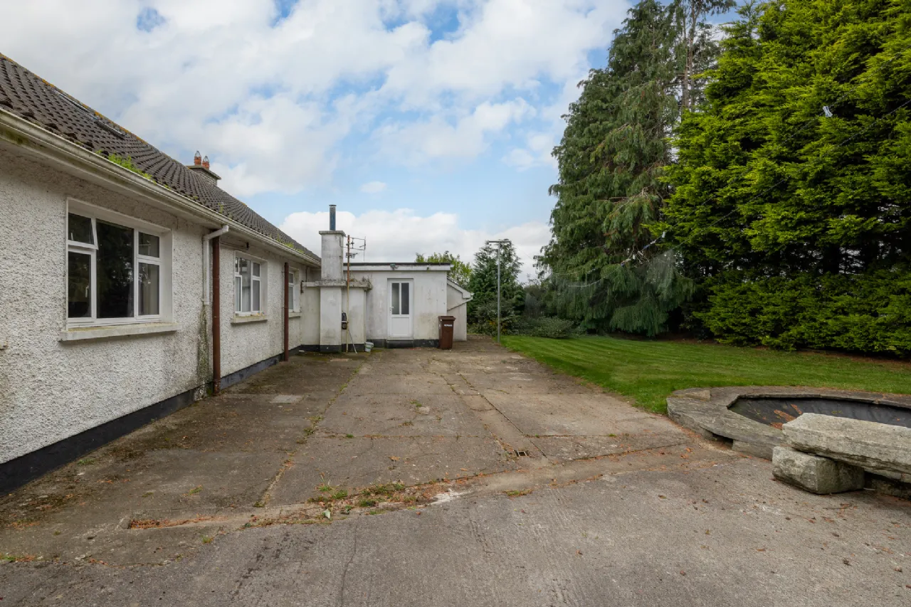 Photo of Clonroche, Clonroche Village, Co Wexford., Y21 X750