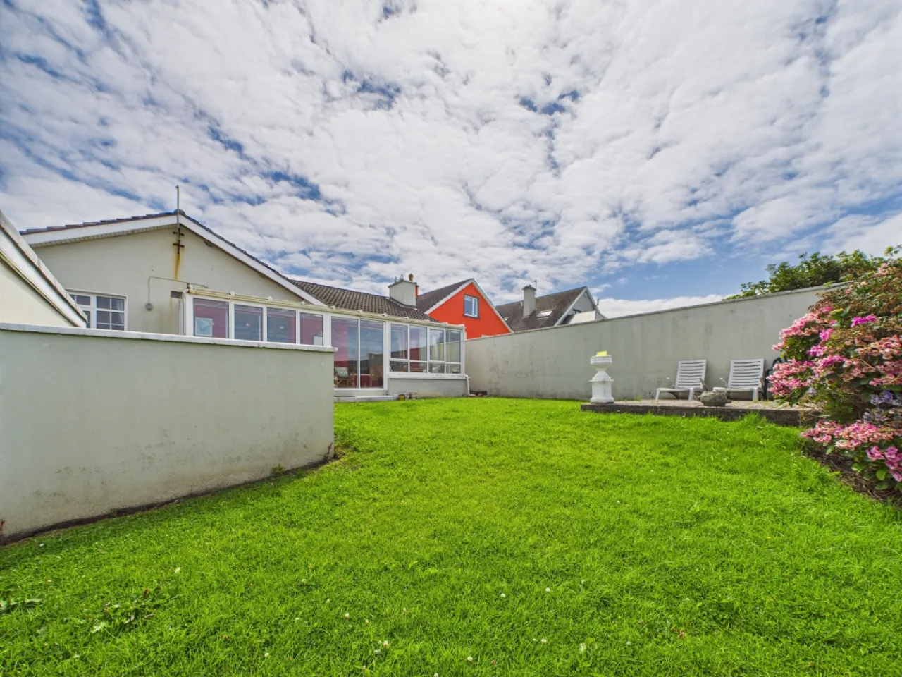 Photo of 16 Castlefield, Kilkee, Co. Clare, V15 K351