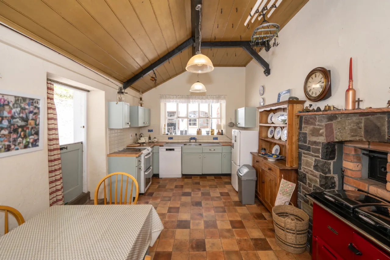 Photo of Ballynona Cottage, Ballynona South, Midleton, Co Cork, P25 E009