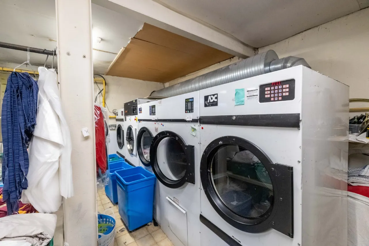 Photo of Avenue Road Dry Cleaners, Unit 3, Greenacres Shopping Centre, The Long Avenue, Marshes Lower, Dundalk