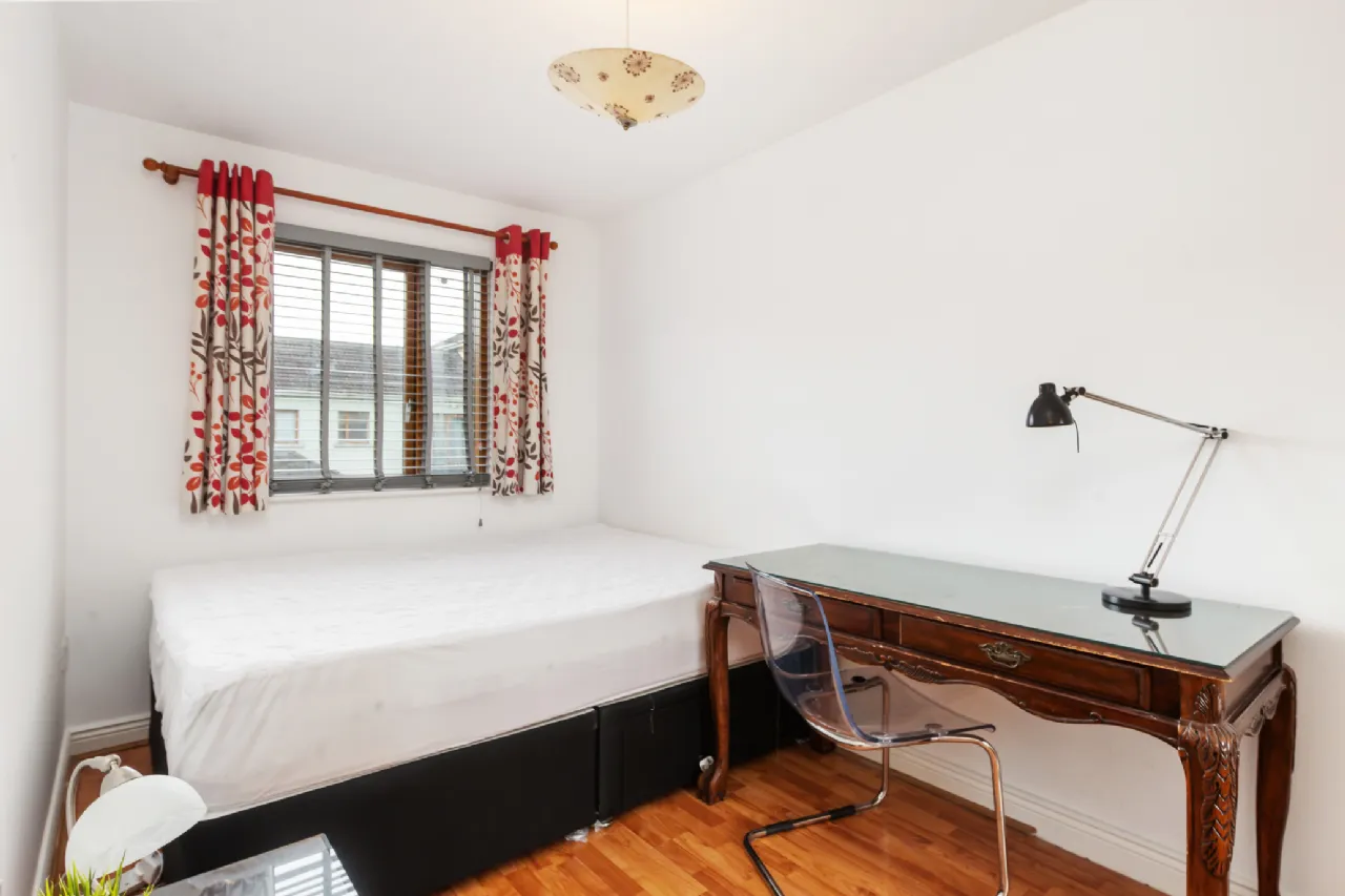 Photo of 42 Russell Place, Russell Square, Tallaght, Dublin 24, D24 R6F7