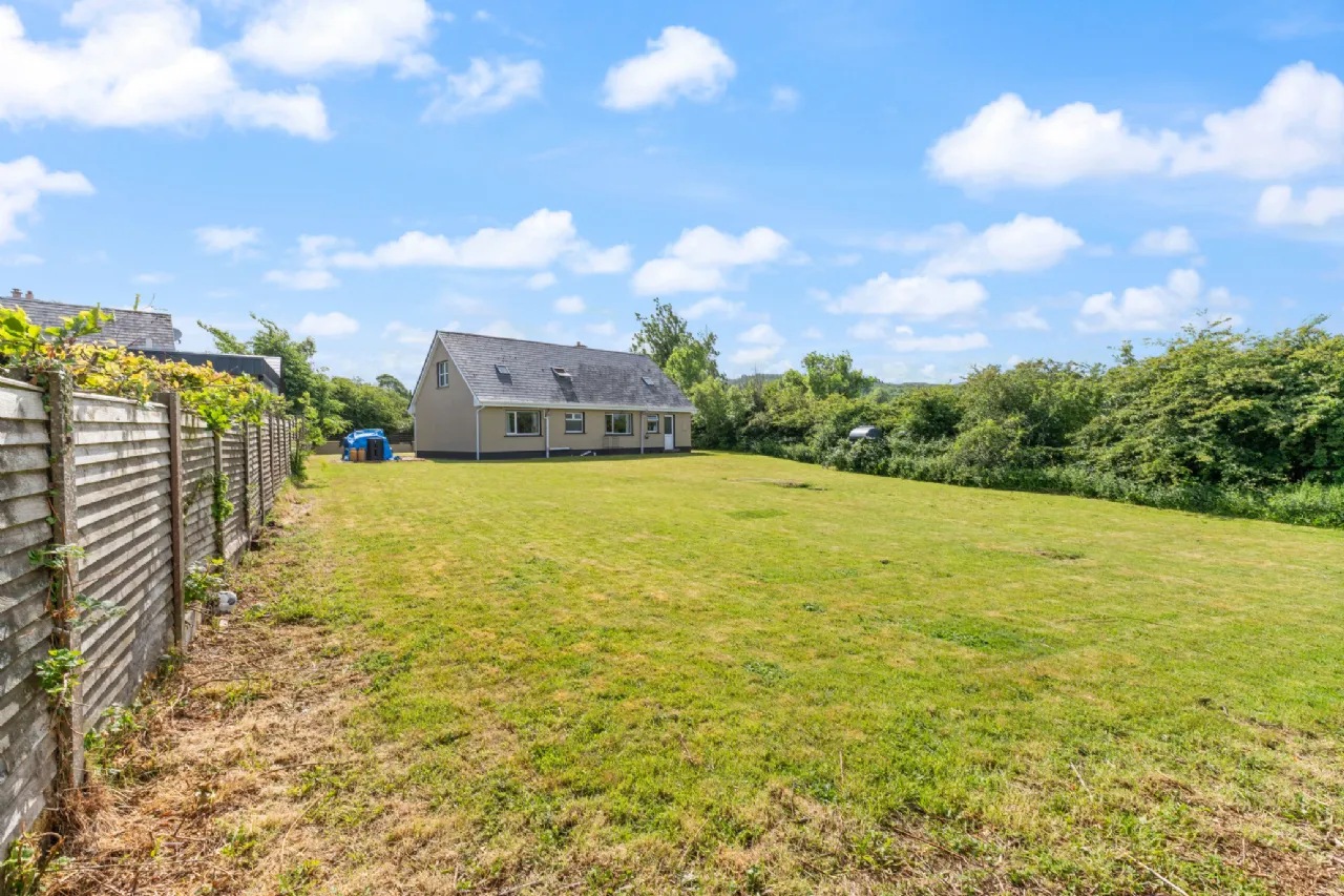 Photo of 1 Noorey Park, Foxford, Co Mayo, F26KX29