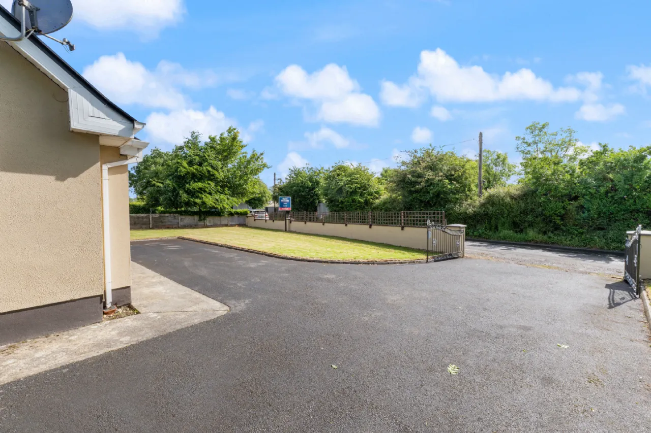 Photo of 1 Noorey Park, Foxford, Co Mayo, F26KX29