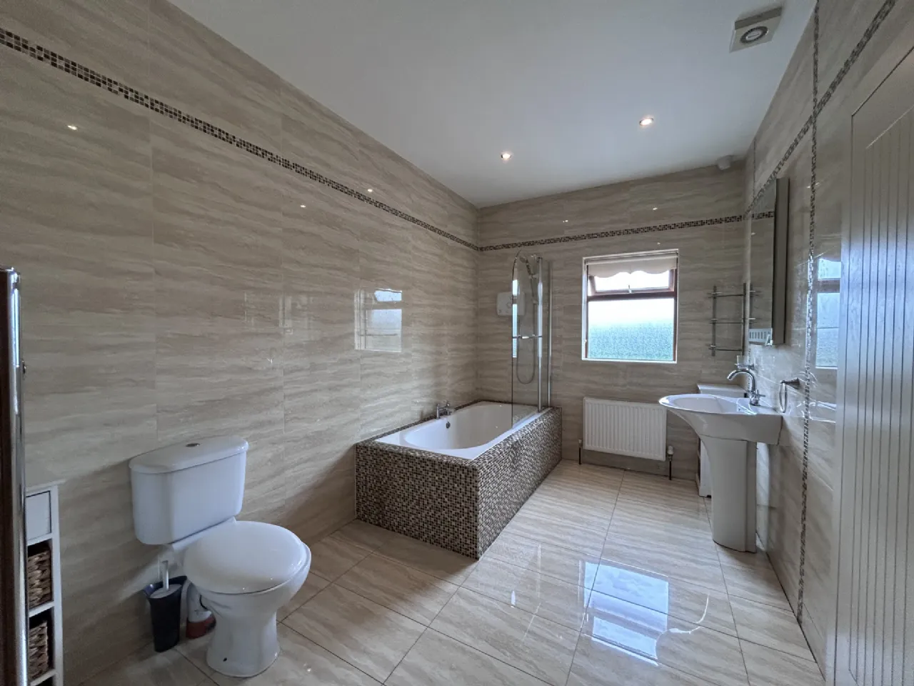 Photo of Masterstown, New Inn, Cashel, Co. Tipperary, E25FW64