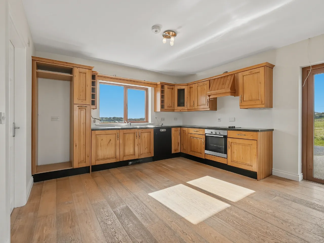 Photo of Killeenrevagh, Garrymore, Hollymount, Co Mayo, F12YK38