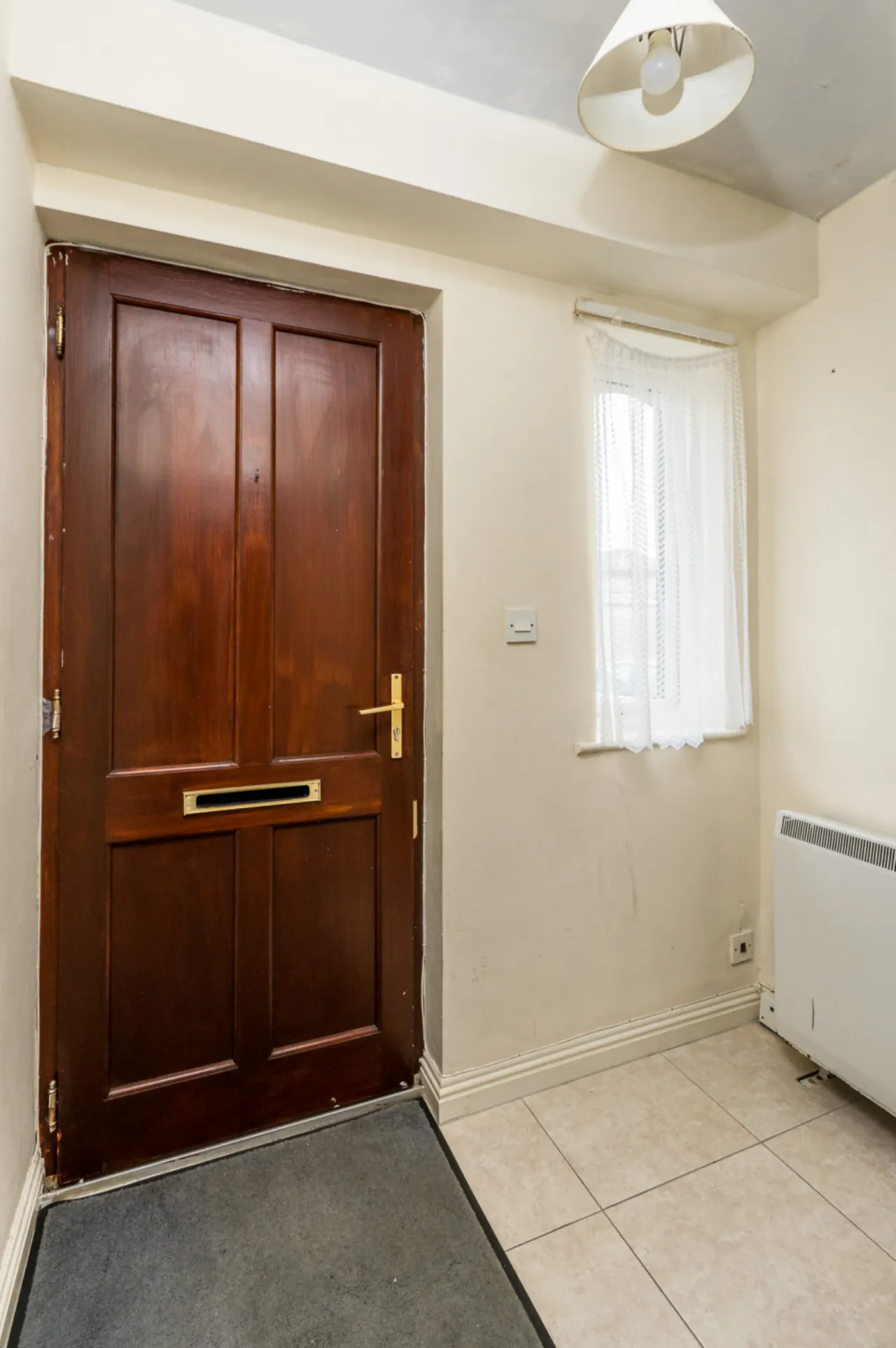 Photo of 5 Bank Gardens, Henry Street, Roscommon, F42F884