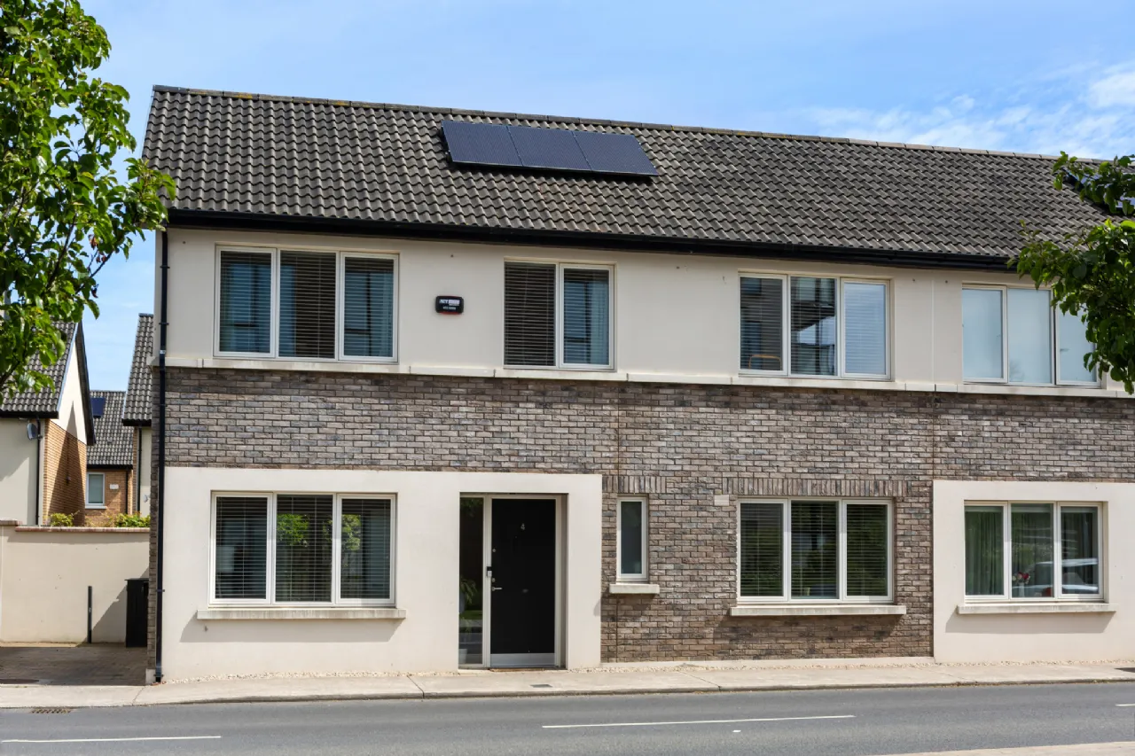 Photo of 4 Larkfield View, Clay Farm, Leopardstown, Dublin 18, D18W029