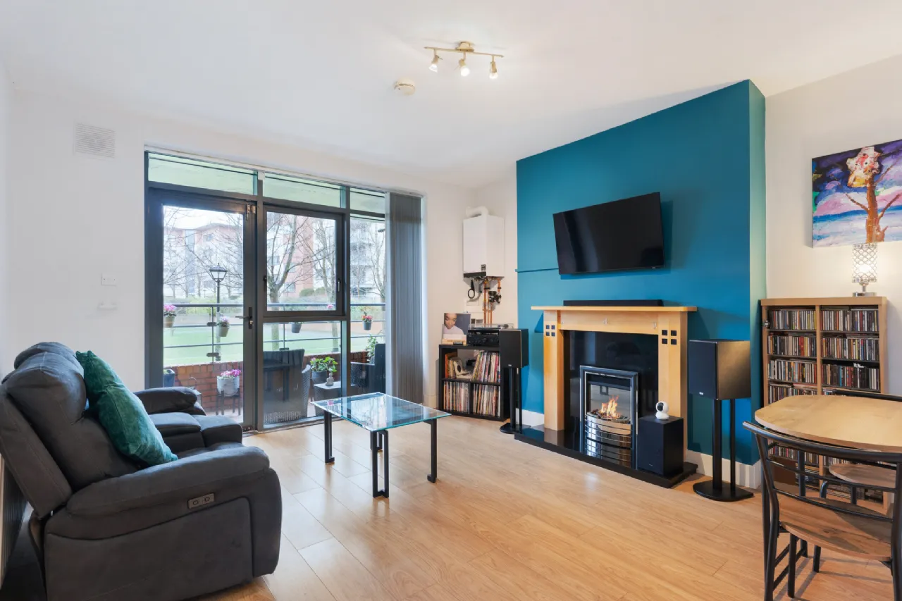 Photo of 31 The Oval, Tullyvale, Cabinteely, Dublin 18, D18 AD65