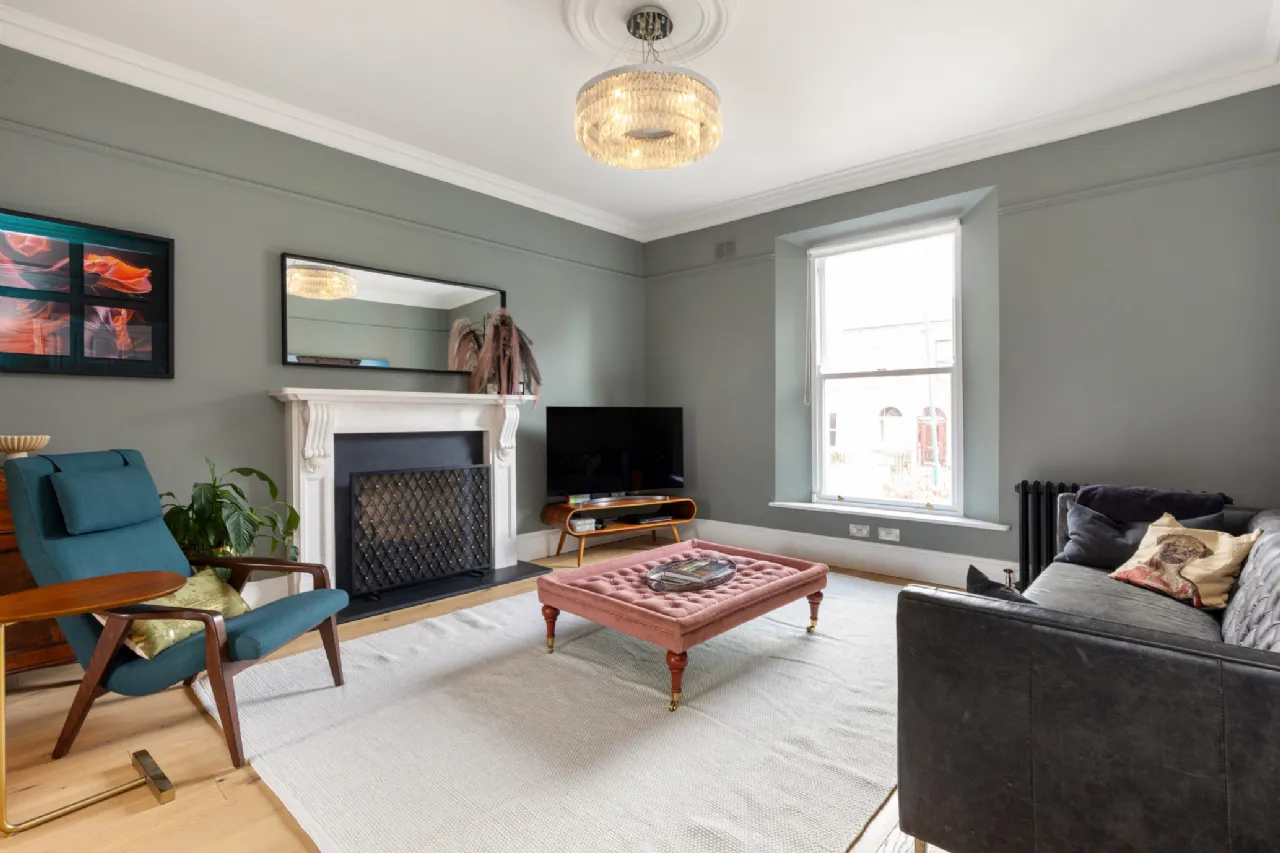 Photo of 1 Bloomfield Avenue, Portobello, Dublin 8, D08 T6H3